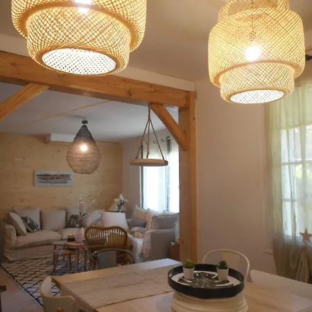 Vakantiehuis Maison Des Muriers Au Calme *